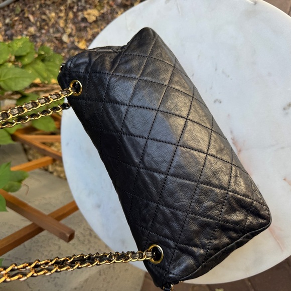 Chanel Chain Me Medium Single Flap Shoulder Bag - Picture 6 of 16